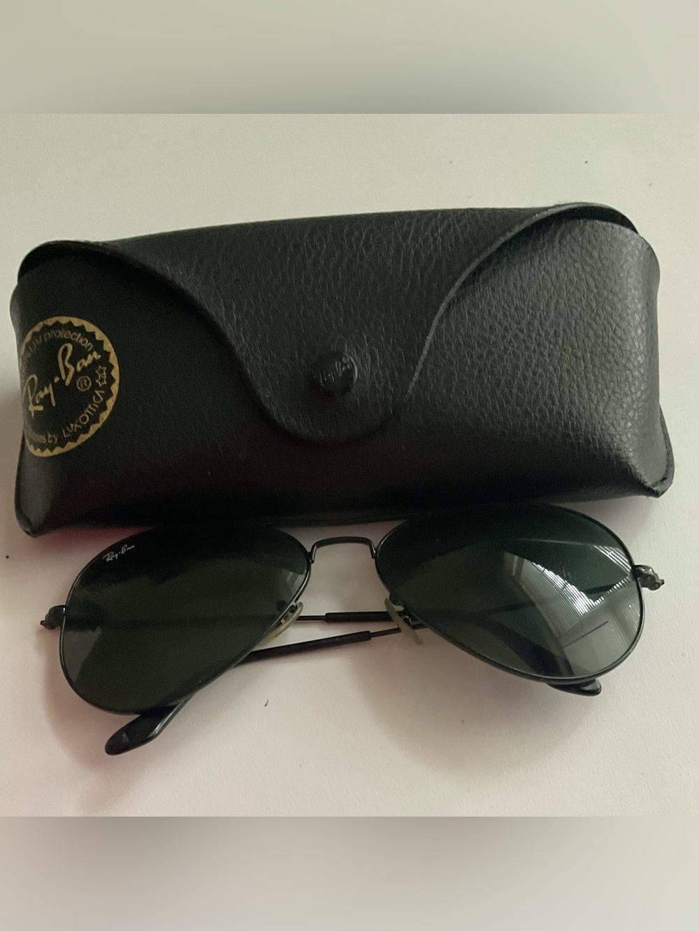 Ray-Ban Women's Aviator Sunglasses - Black Frame with Gradient Black/Grey Lenses